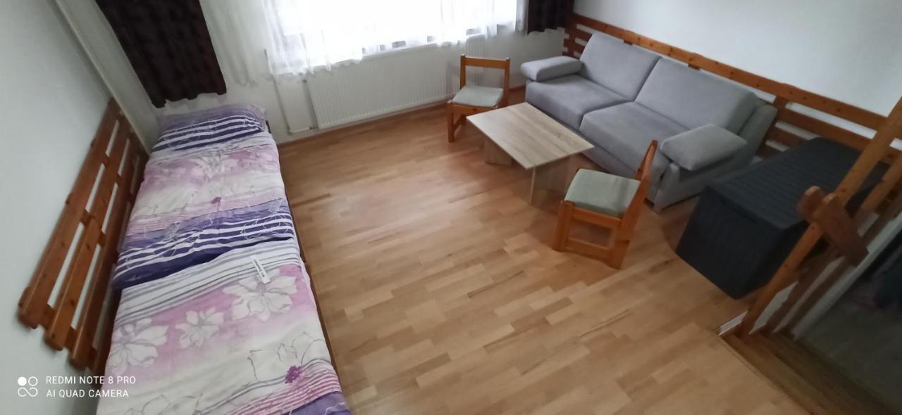 Апартаменты Privat L&L Нова-Лесна Экстерьер фото